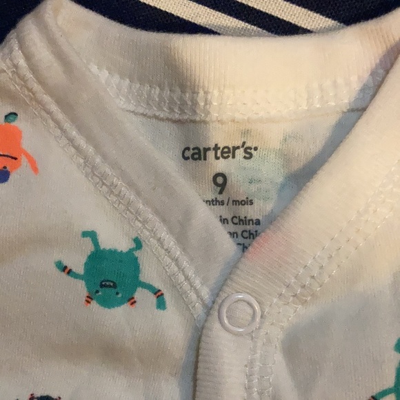 NWT CARTER’s snap button up pajamas. 9M. Never worn - Picture 3 of 5